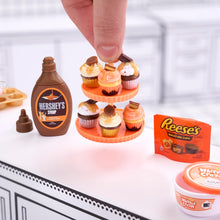 Load image into Gallery viewer, MGA&#39;s Miniverse Make It Mini Food Hershey Multipack Mini Collectibles, DIY, Resin Play, Replica Food, NOT Edible, Collectors, 8+
